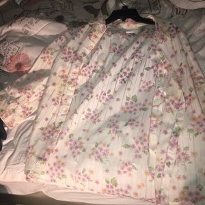 A cute blouse